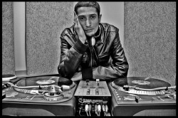 DJ VEEKASH
